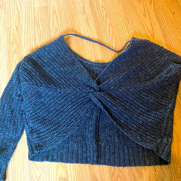 Crop top knitted sweater from Yet Again sz S - Picture 2 of 4